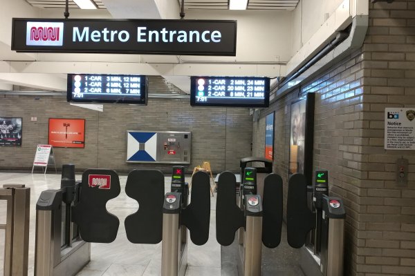 Кракен маркетплейс работает